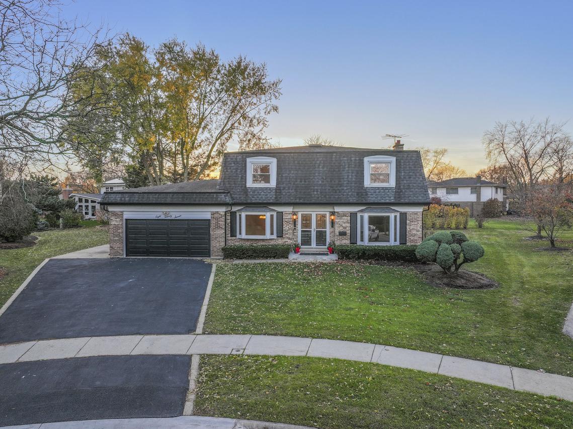 827 W Sandpiper Ct., Palatine, IL 60067