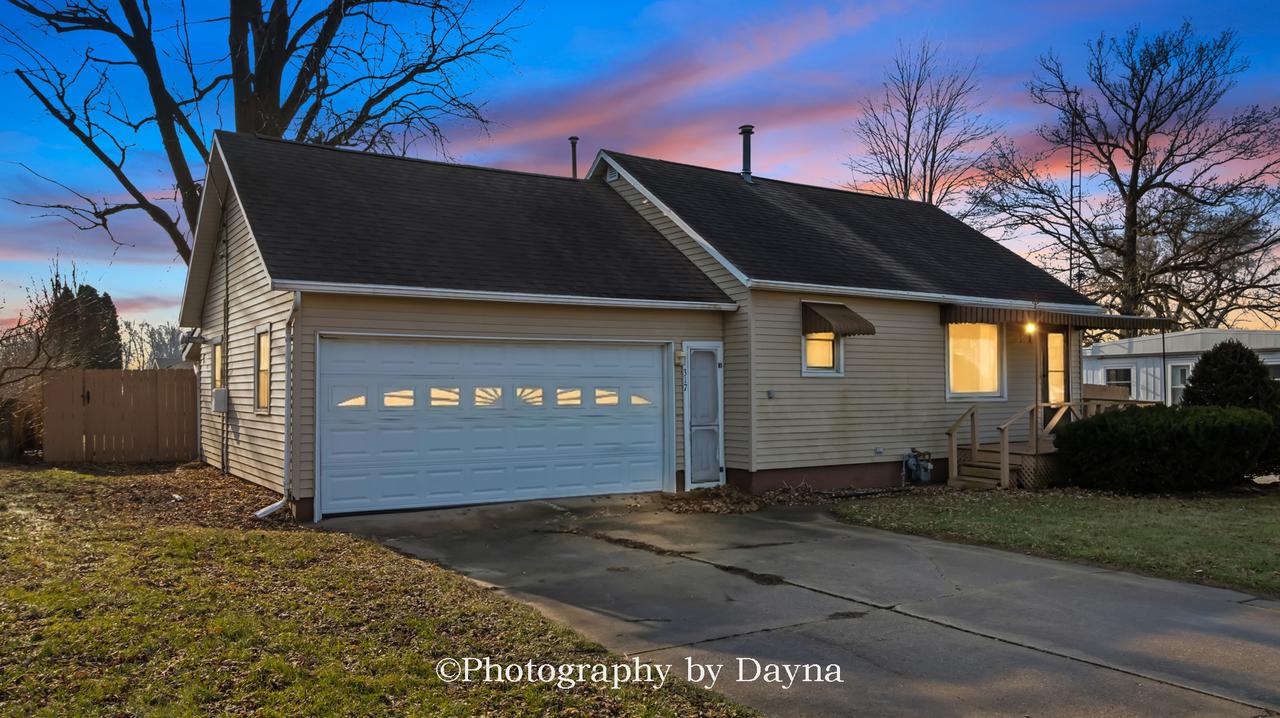 317 N Thomas St., Martinton, IL 60951