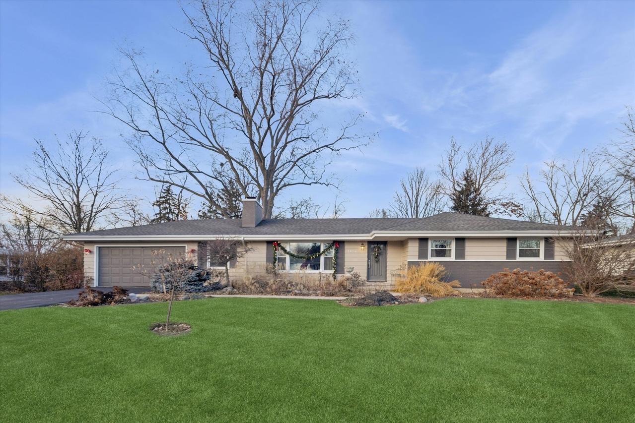 1456 Virginia St., Downers Grove, IL 60515