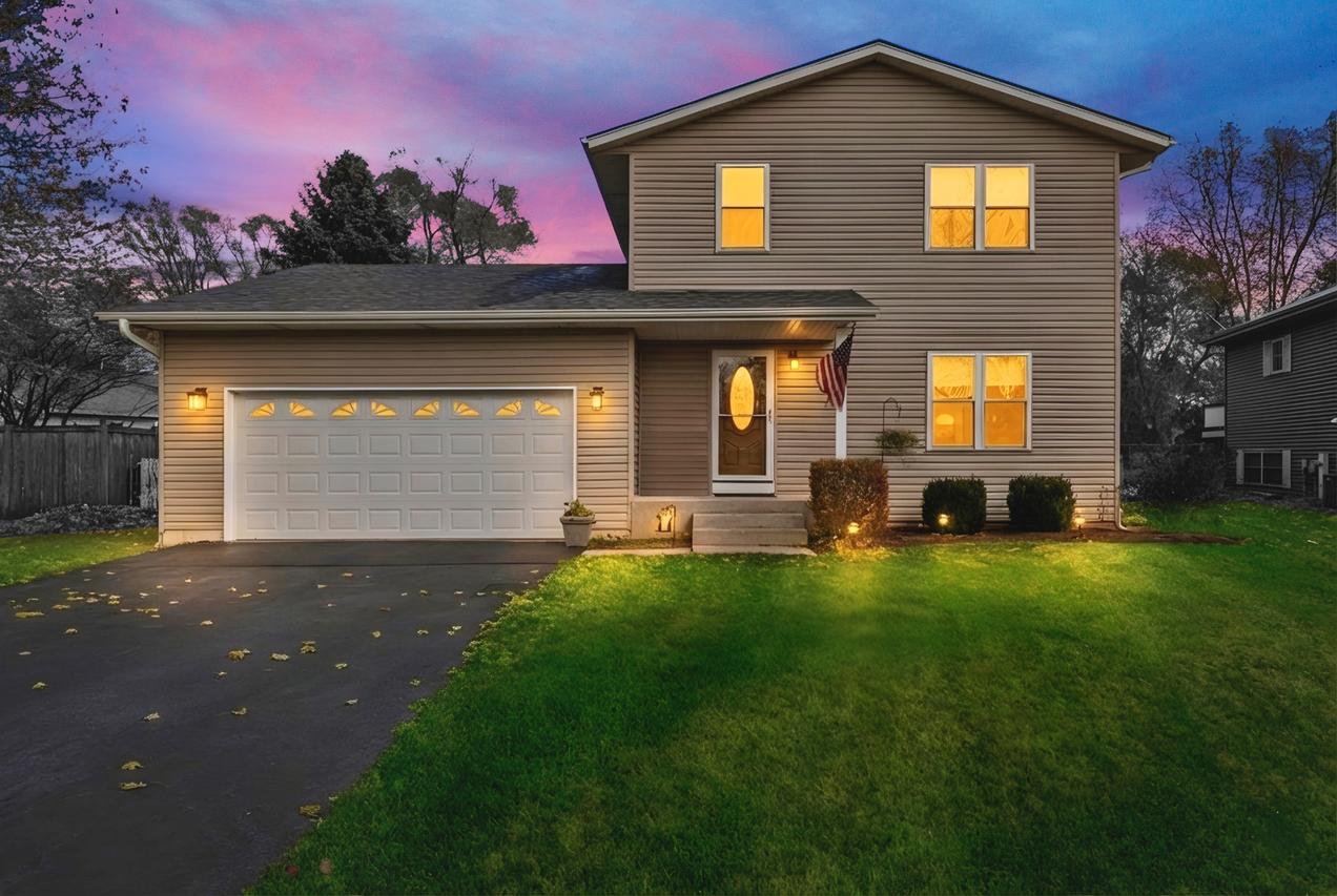 567 7th Cir., Marengo, IL 60152