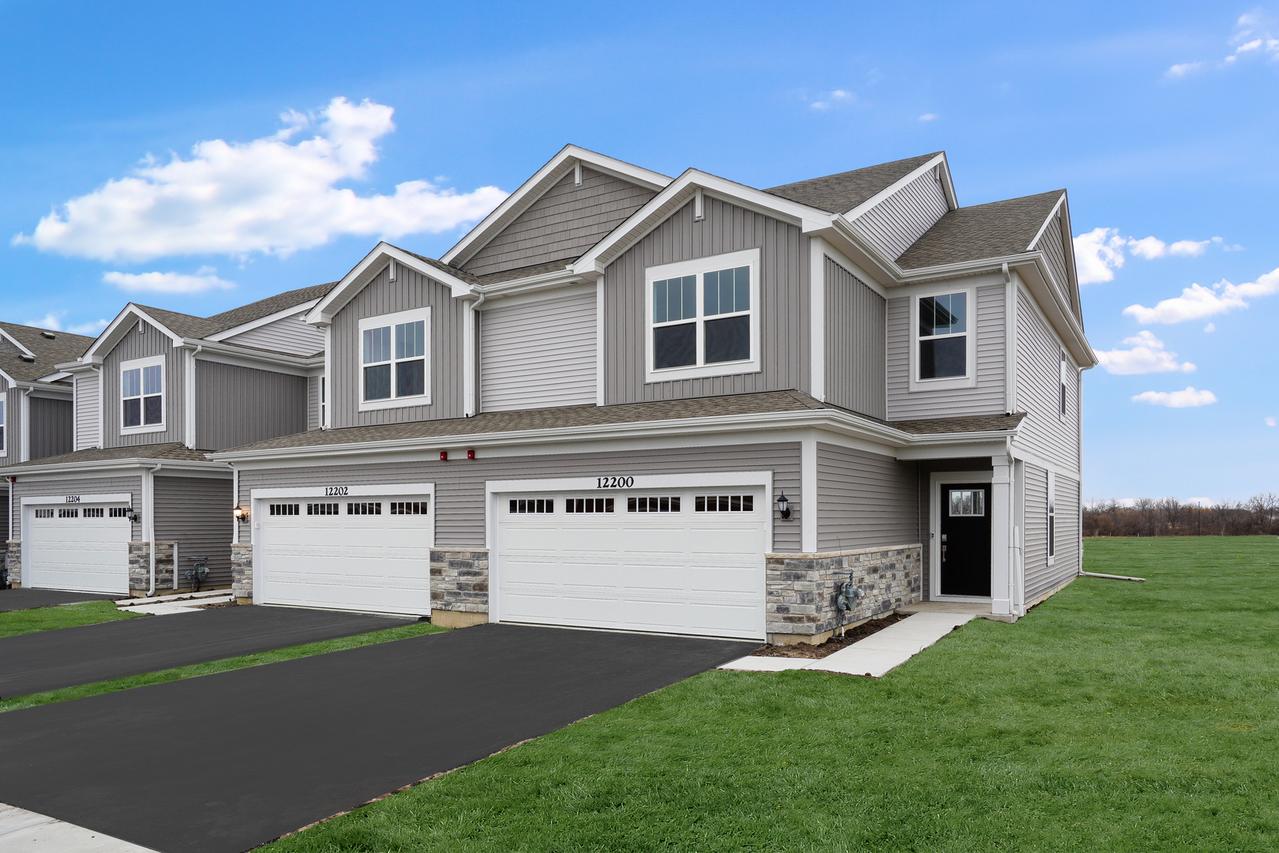 12200 Dodwell St., Huntley, IL 60142