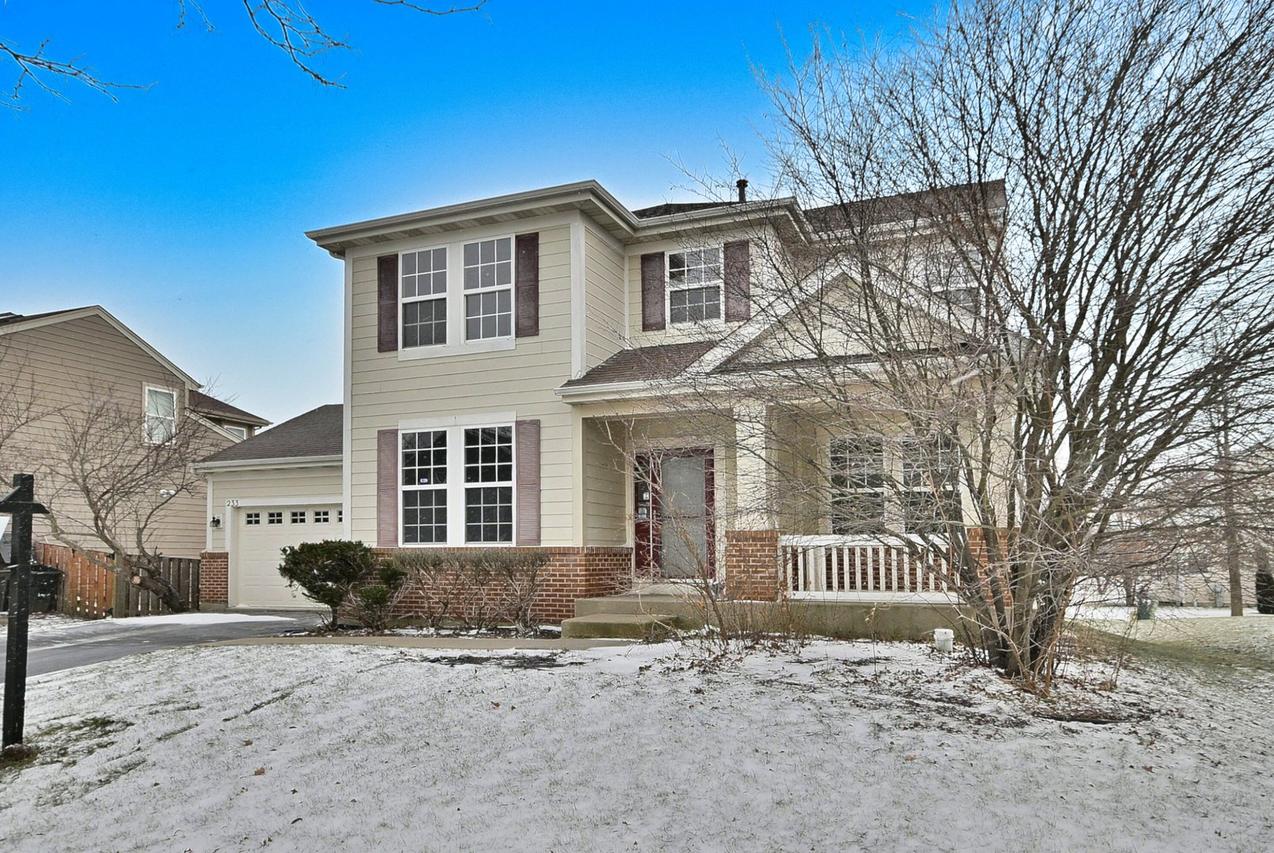 233 Pawtucket Ave., Elgin, IL 60124