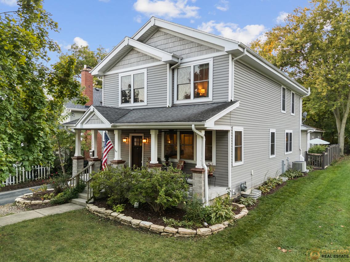 123 N Jefferson St., Batavia, IL 60510