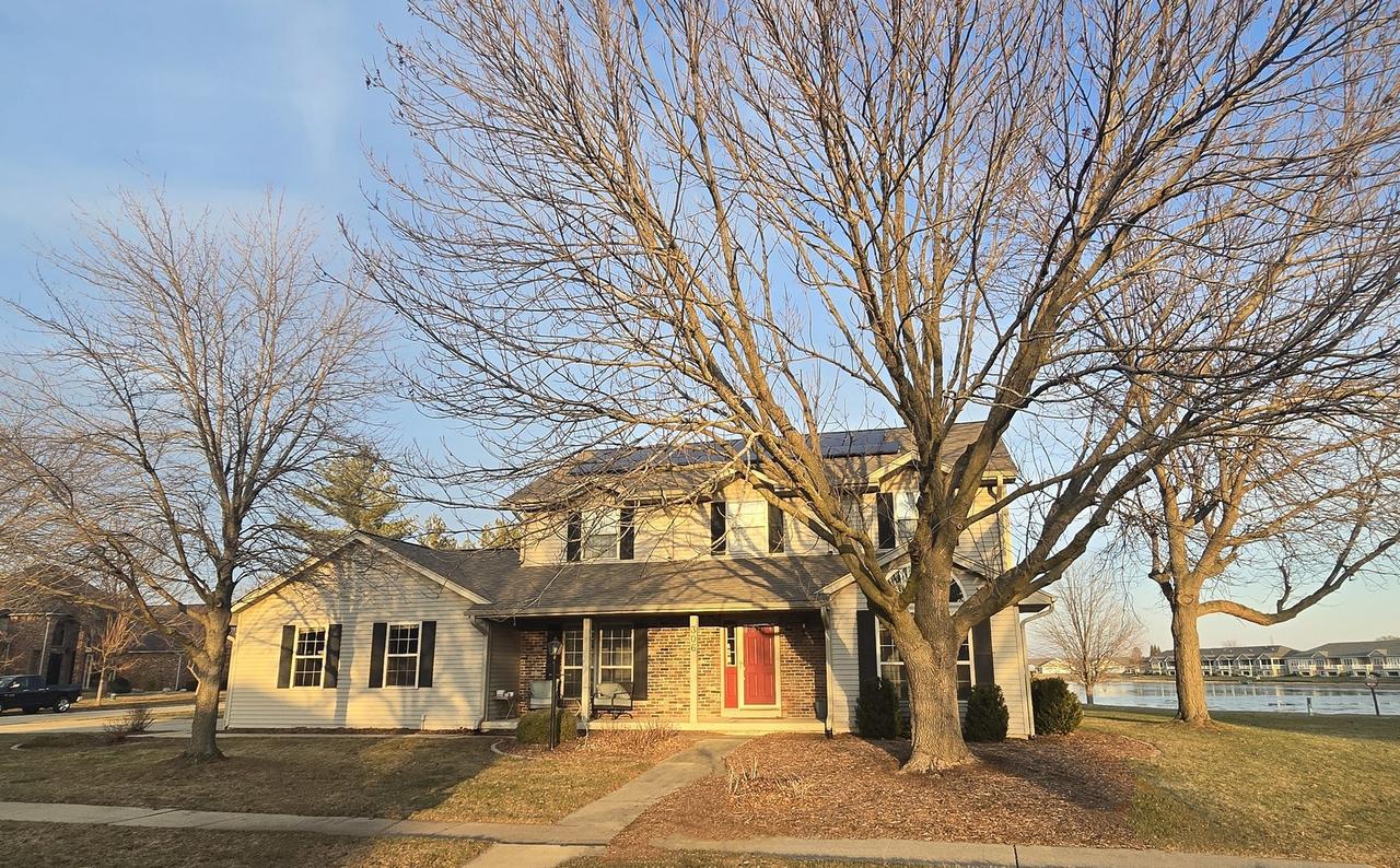 306 N Beringer Cir., Urbana, IL 61802