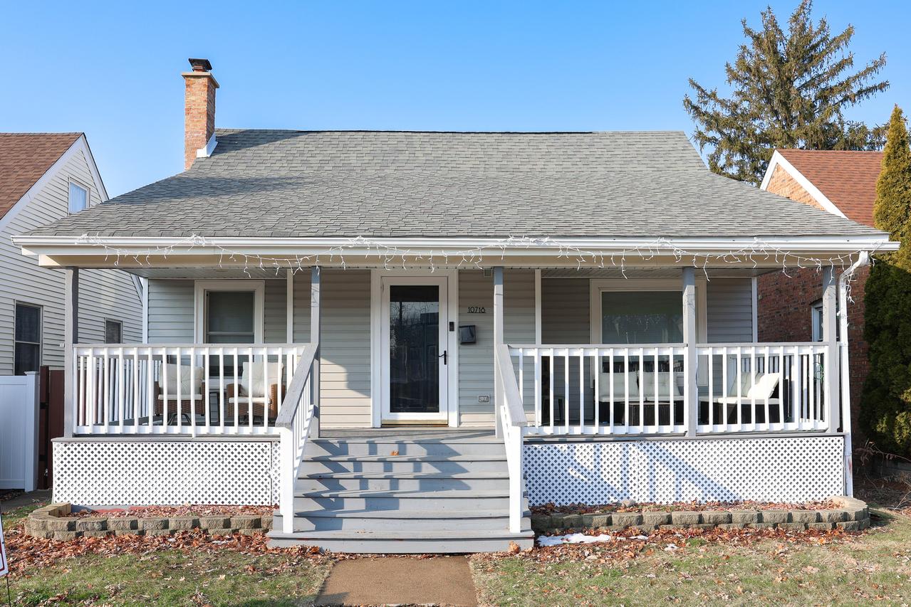 10718 S Kedzie Ave., Chicago, IL 60655