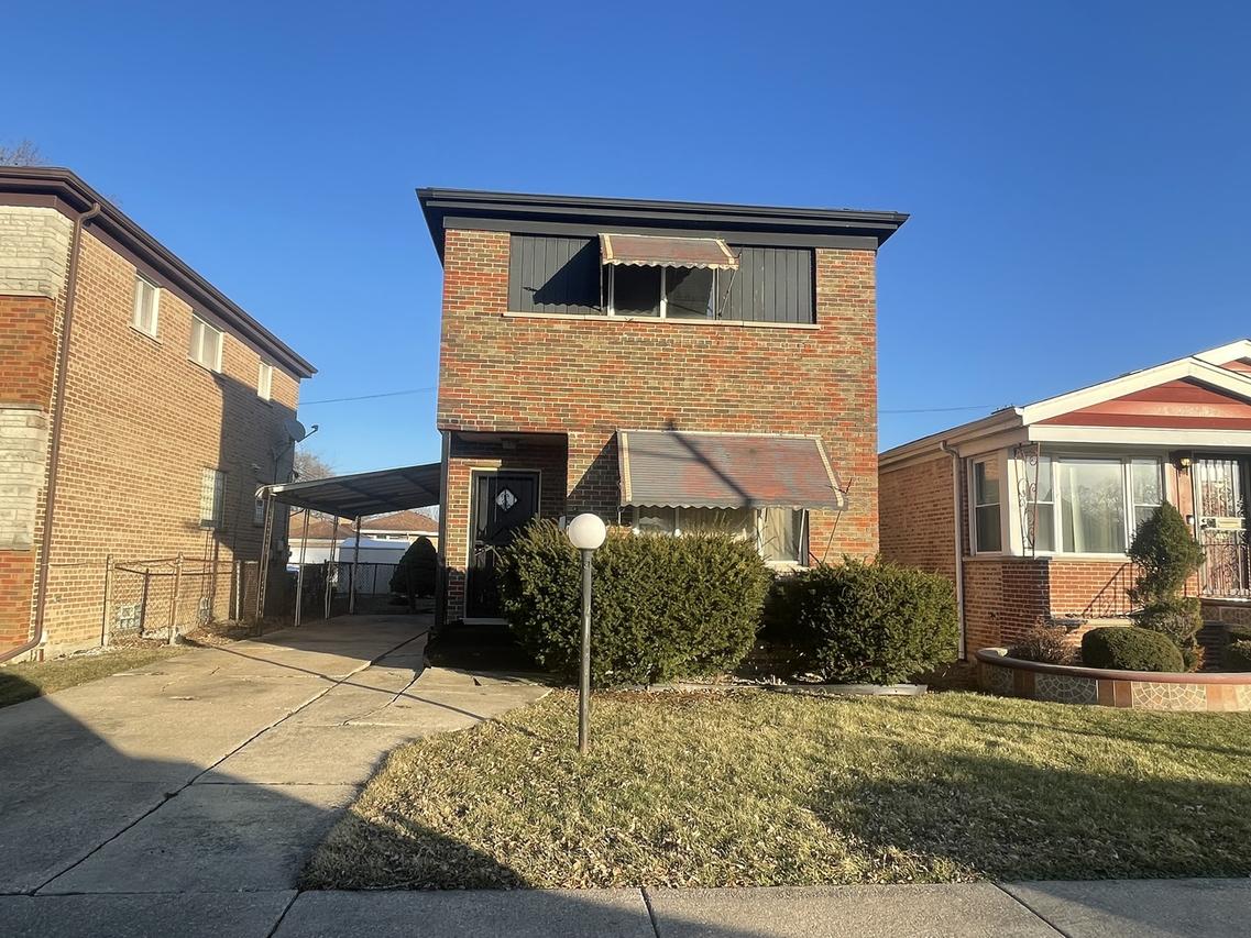 9527 S Parnell Ave., Chicago, IL 60628