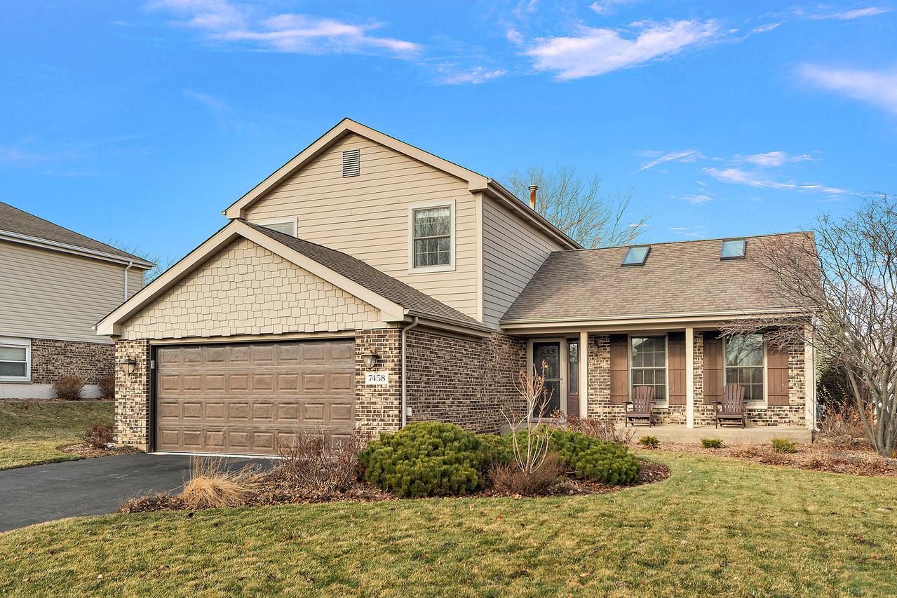 7458 W Wishing Well Dr., Frankfort, IL 60423