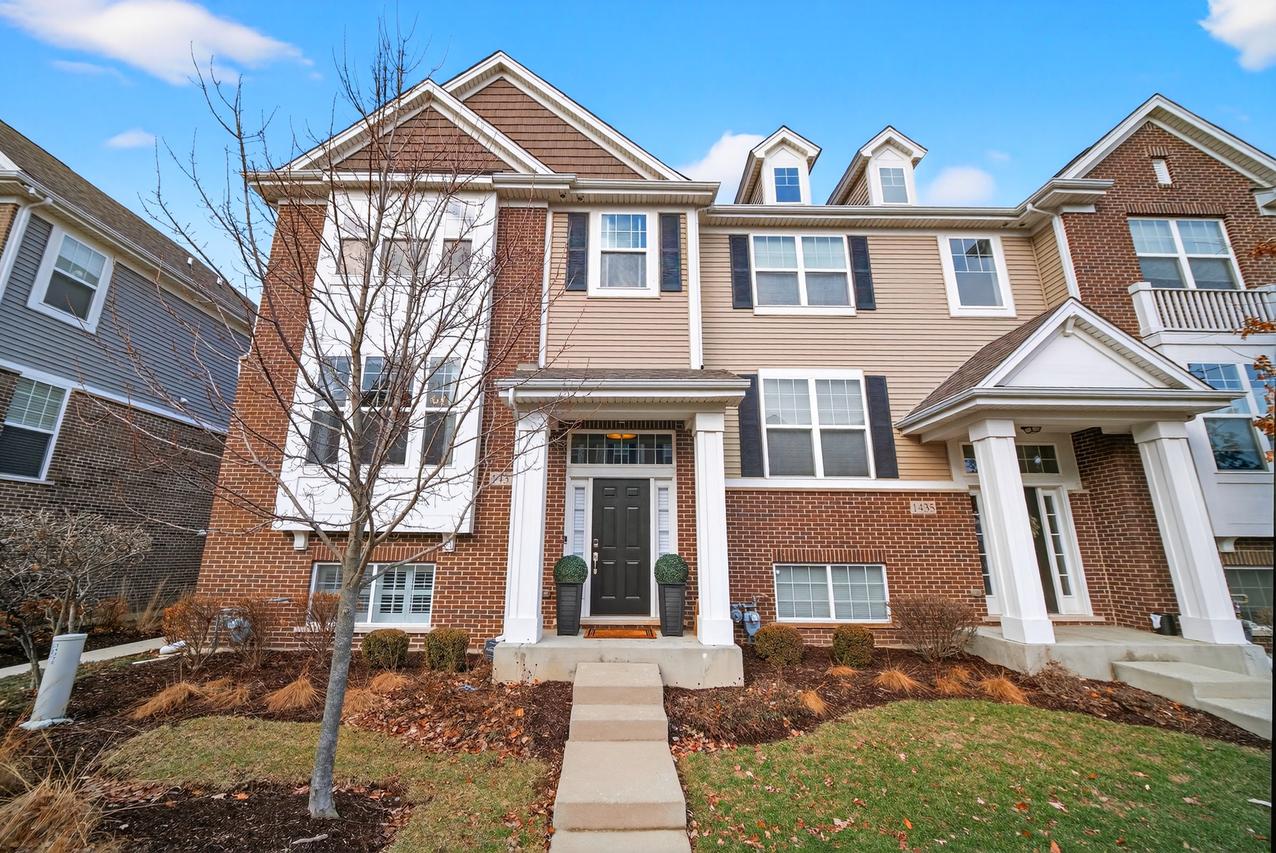 1437 N Charles Ave., Naperville, IL 60563