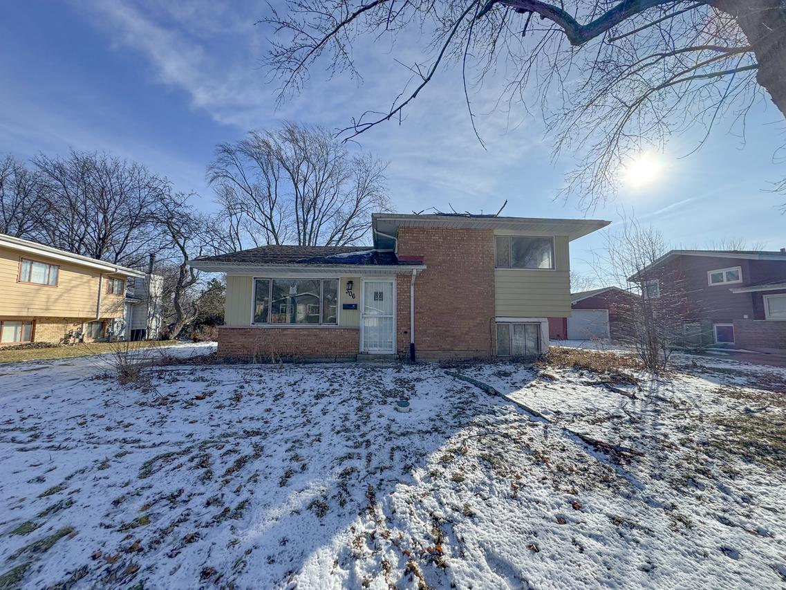 306 Winnebago St., Park Forest, IL 60466