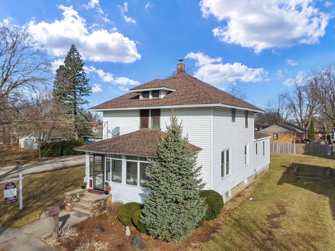 [Address Hidden by Seller], Harvard, IL 60033