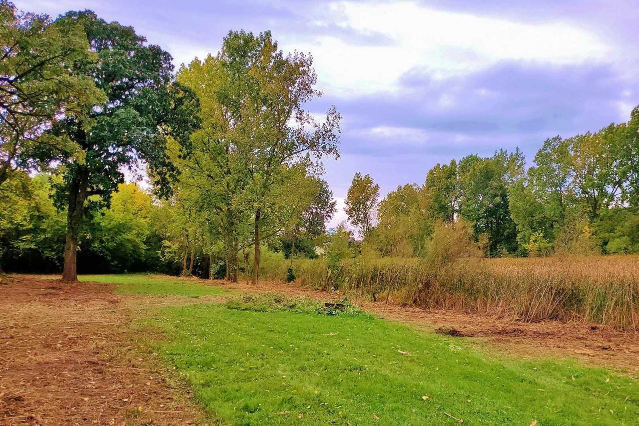 840 Arbor Ave., West Chicago, IL 60185