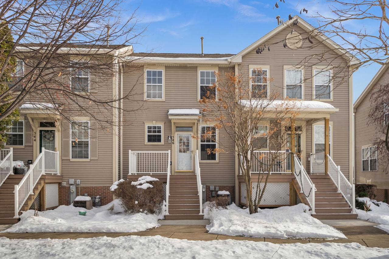 546 Littleton Tr., Elgin, IL 60120