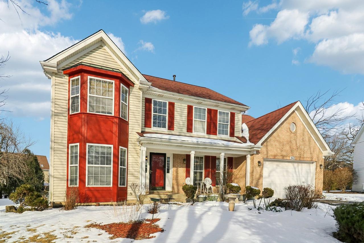 842 Deep Woods Ct., Grayslake, IL 60030