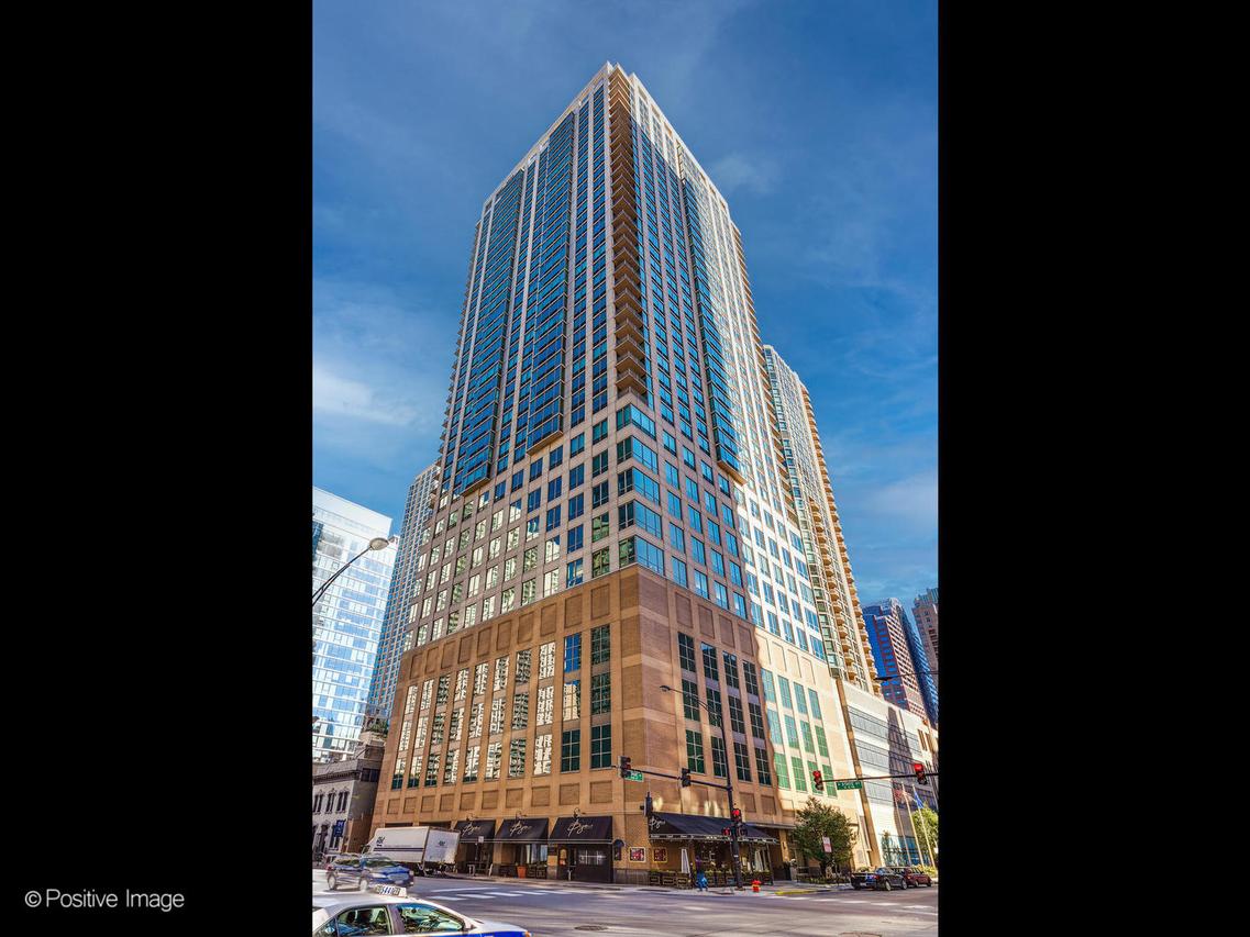 2 E Erie St. #3301, Chicago, IL 60611