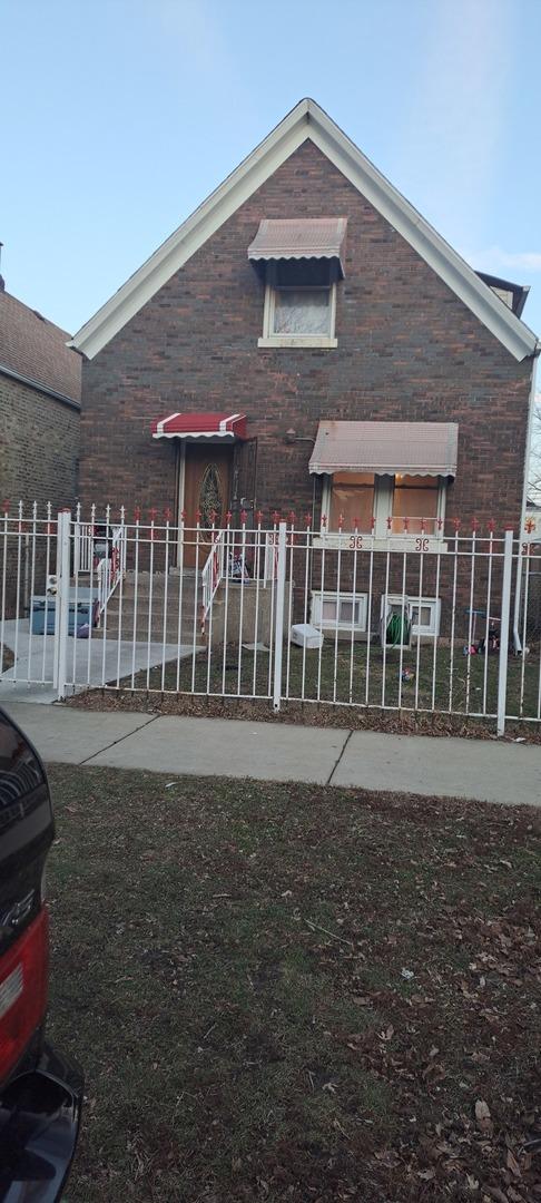 941 N Keystone Ave., Chicago, IL 60651