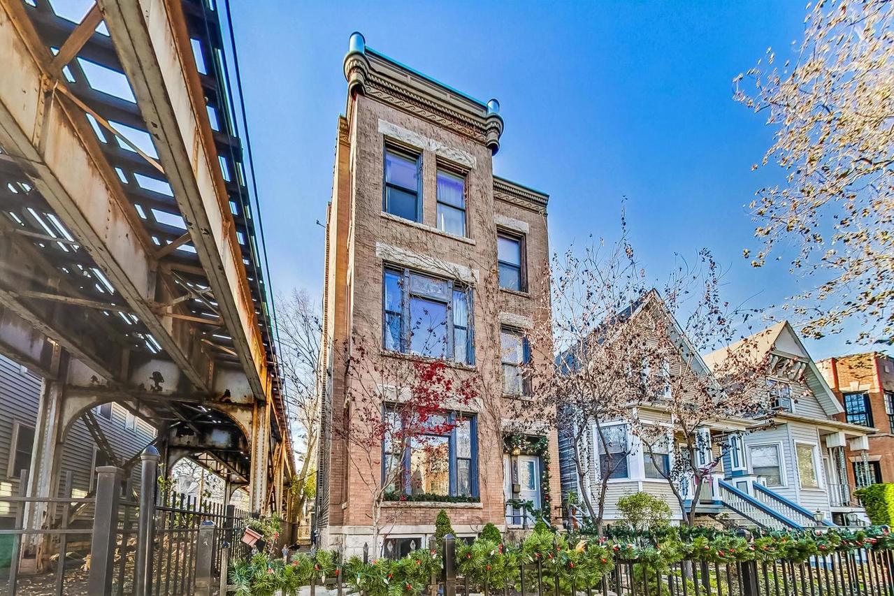 [Address Hidden by Seller], Chicago, IL 60657