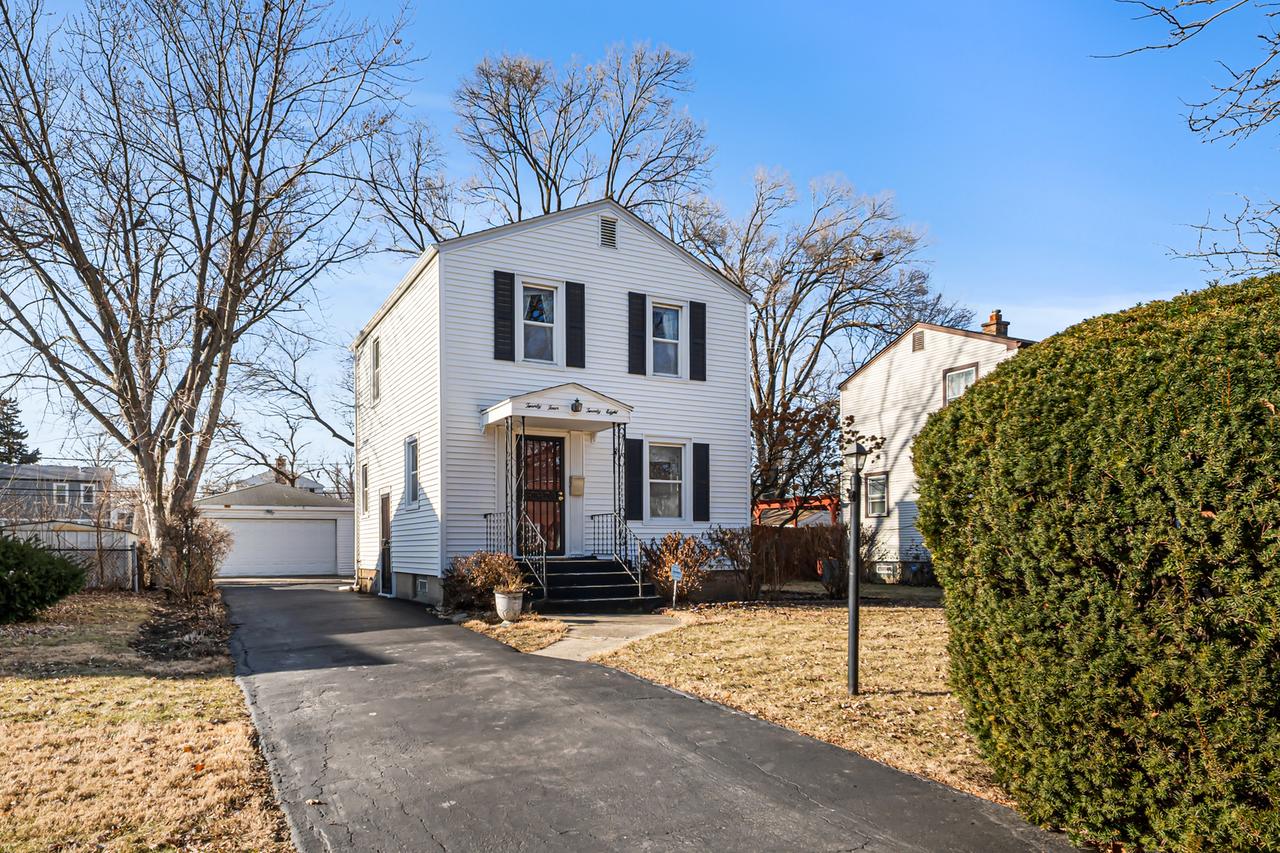 2428 S 12th Ave., Broadview, IL 60155