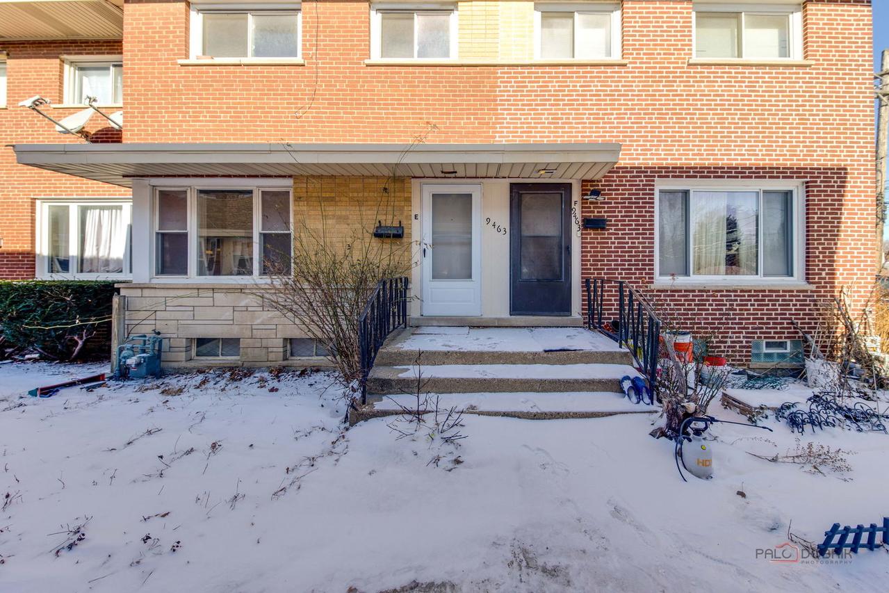 9463 Niles Center Rd. #E, Skokie, IL 60076