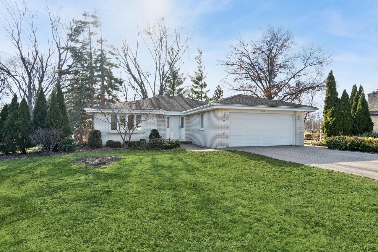 209 Herbert St., Downers Grove, IL 60515