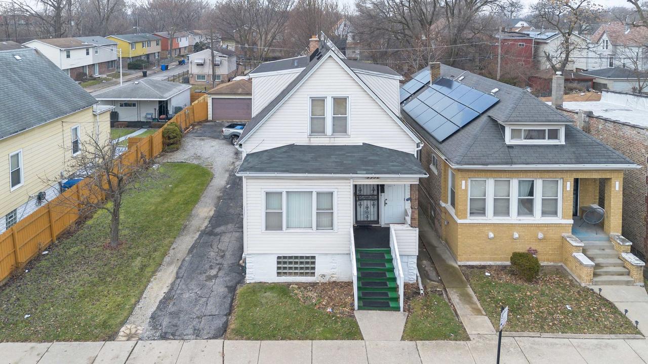 9352 S Woodlawn Ave., Chicago, IL 60619