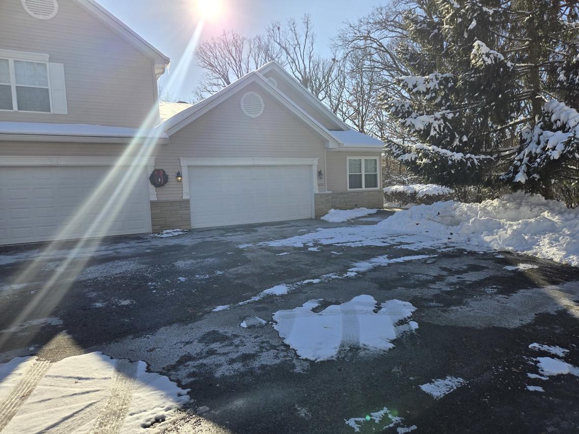 927 Treeline Ct., Lockport, IL 60441