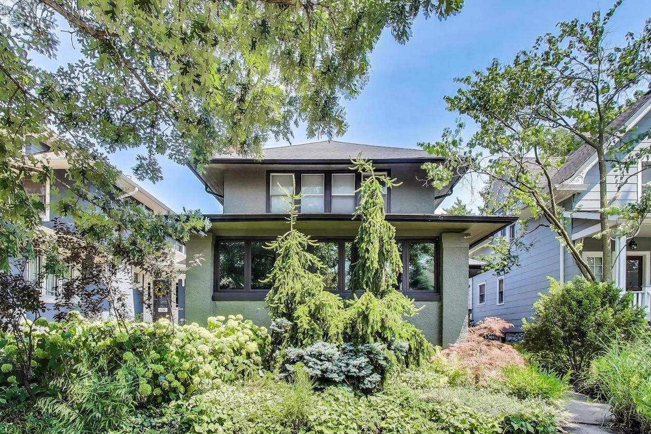 630 Wisconsin Ave., Oak Park, IL 60304