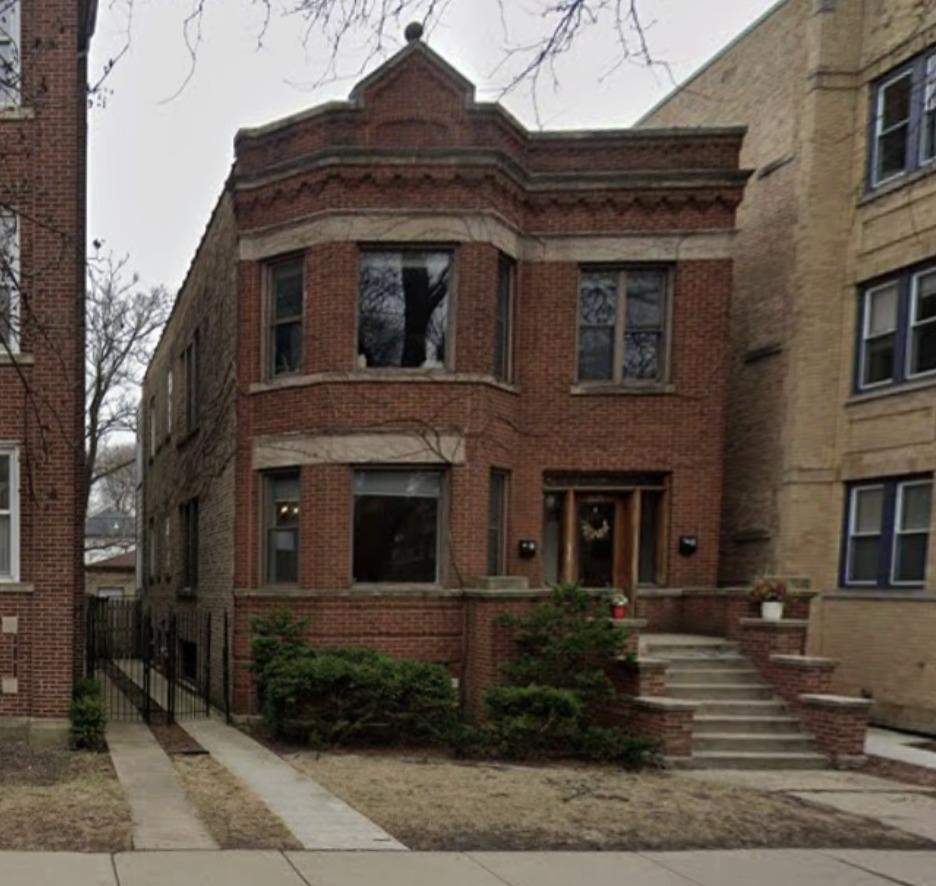 2625 W Leland Ave., Chicago, IL 60625