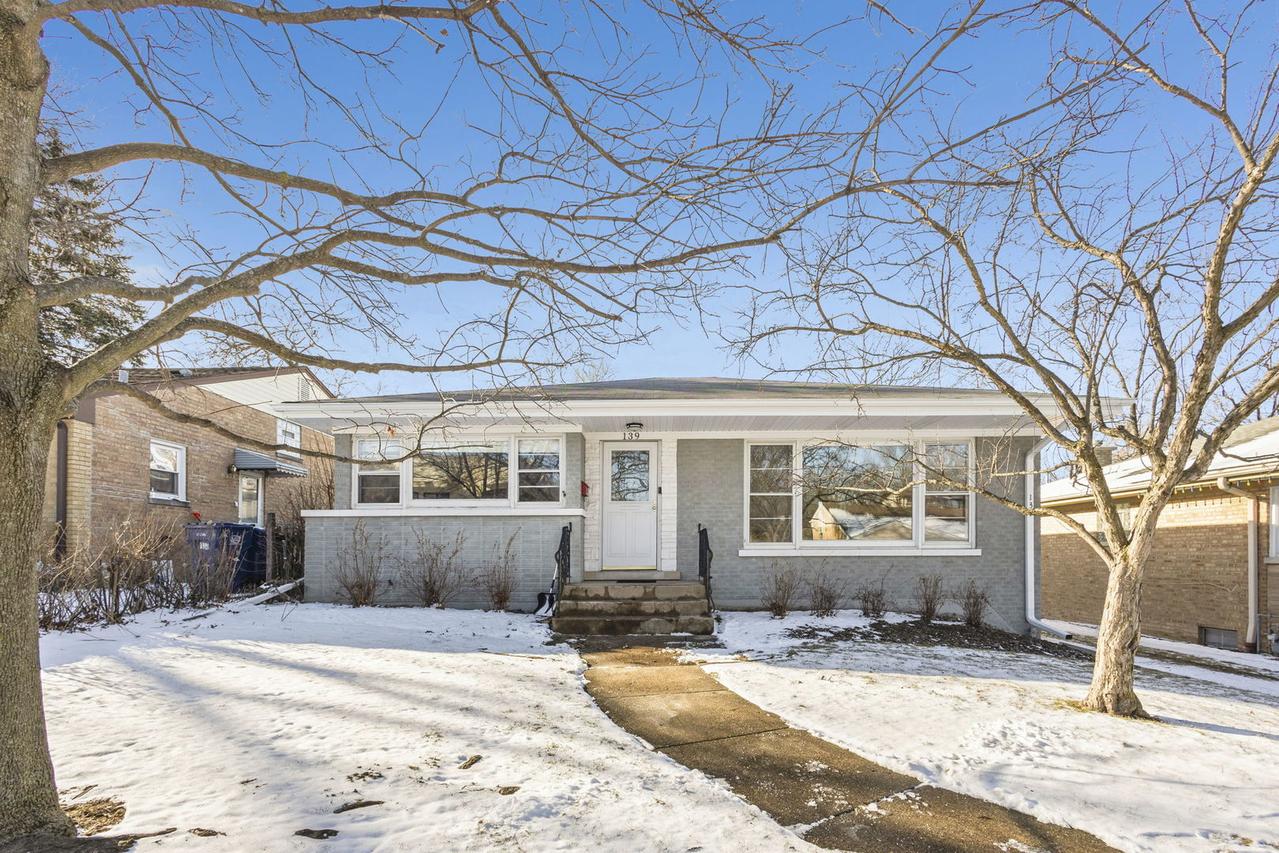 139 Thelin Ct., Wilmette, IL 60091