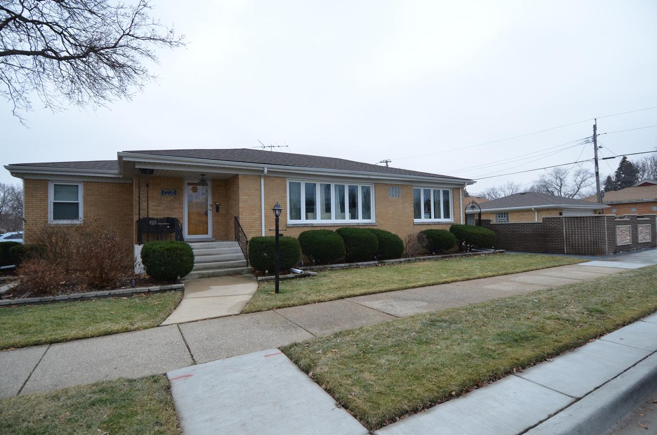 7235 W Barry Ave., Chicago, IL 60707