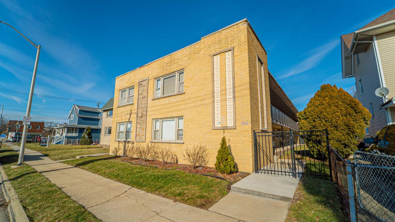 2336 Union St. #4, Blue Island, IL 60406