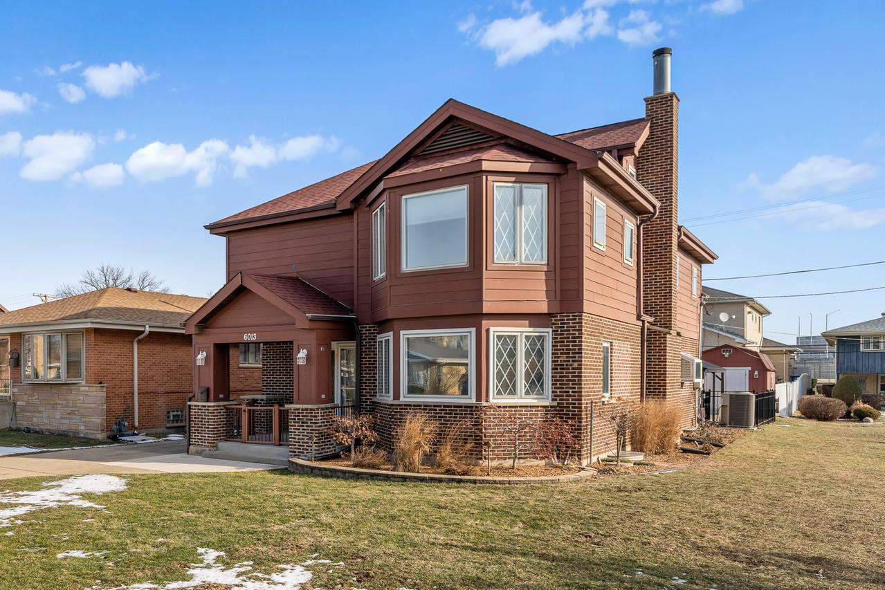 6013 N Emerson St., Rosemont, IL 60018