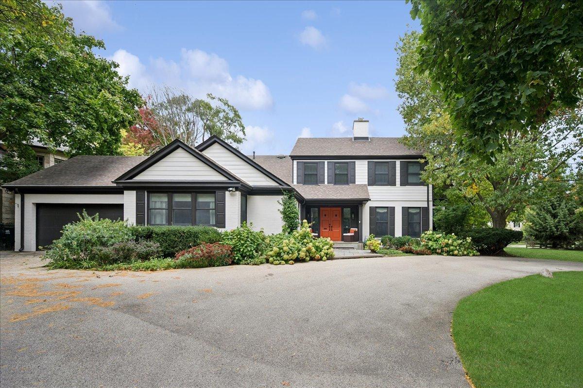 380 Sterling Rd., Kenilworth, IL 60043