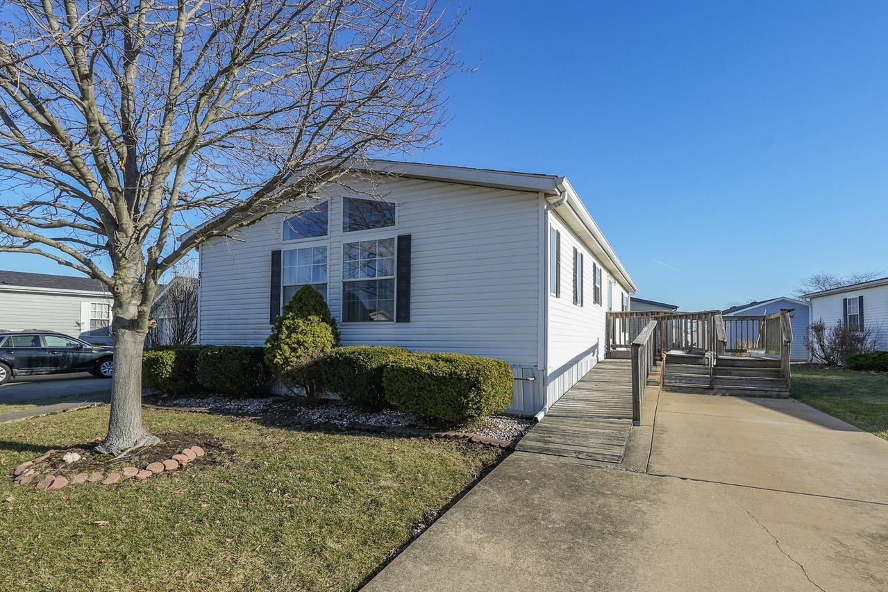81 Sugar Ct., Manteno, IL 60950