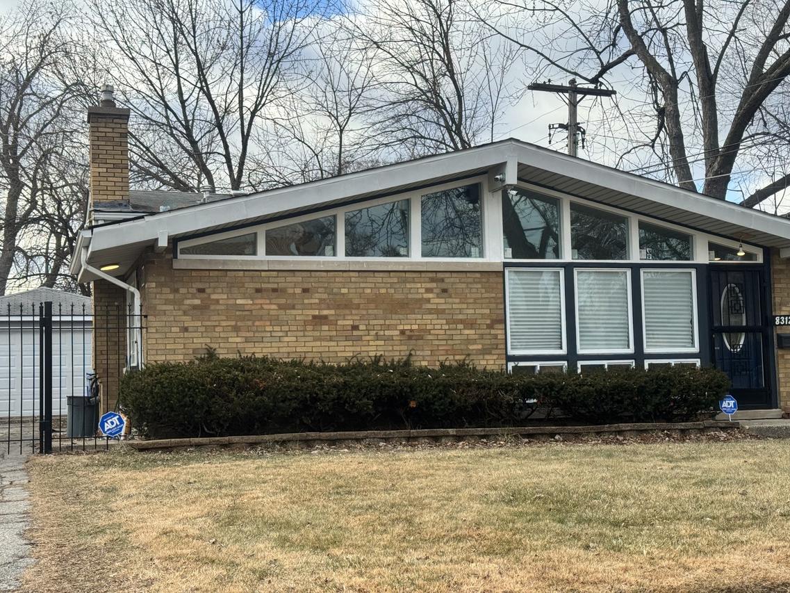 8312 S Kenwood Ave., Chicago, IL 60619