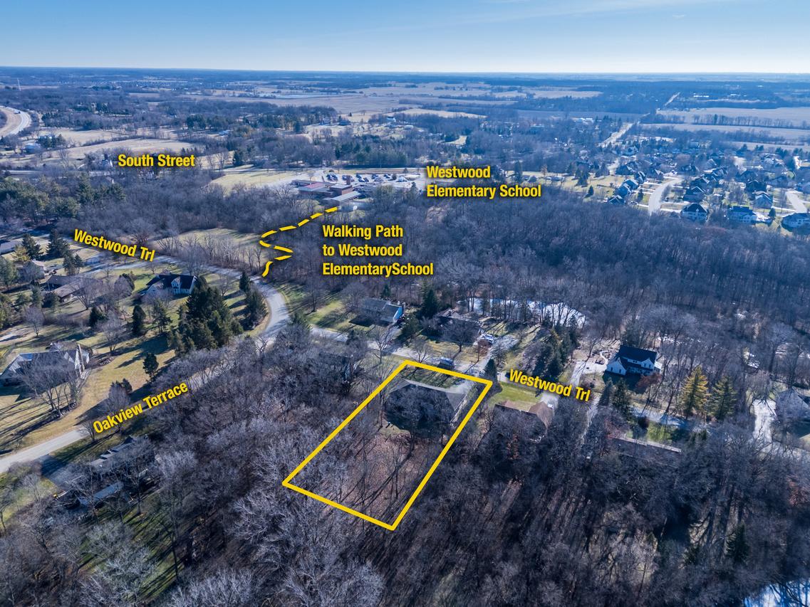 14320 Westwood Tr., Woodstock, IL 60098