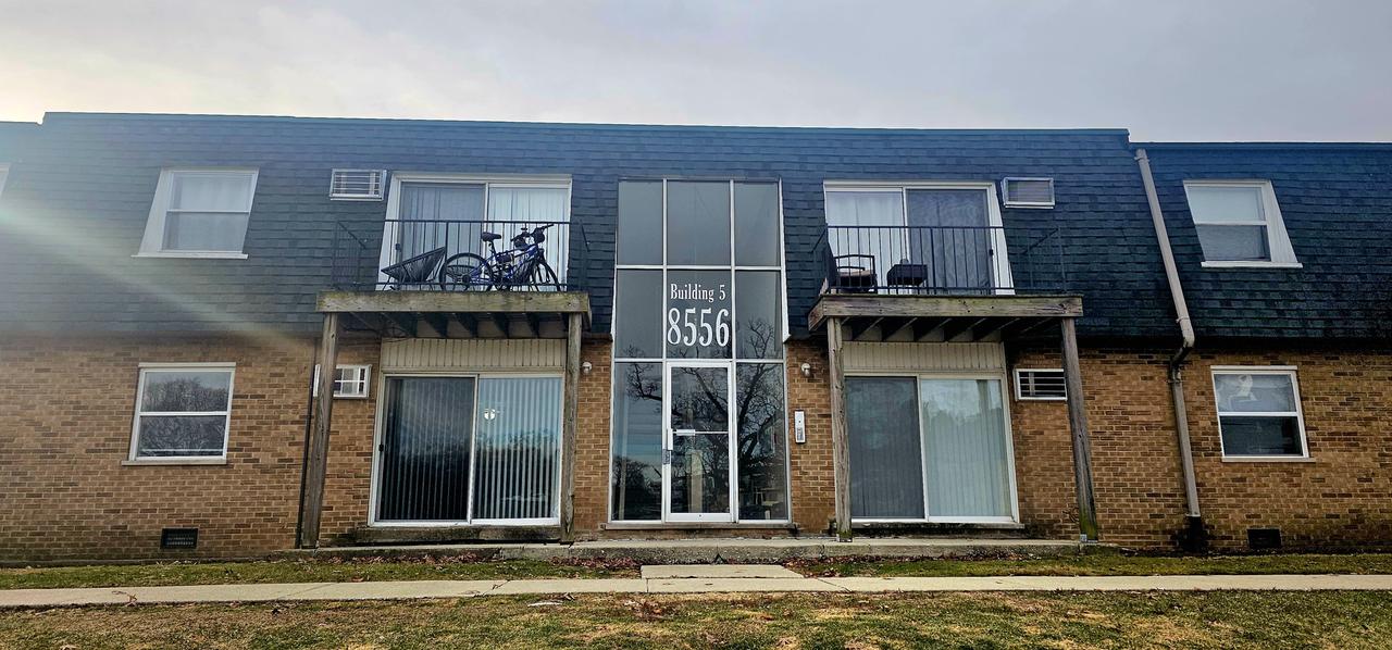 8556 W 102nd Ter. #5215, Palos Hills, IL 60465