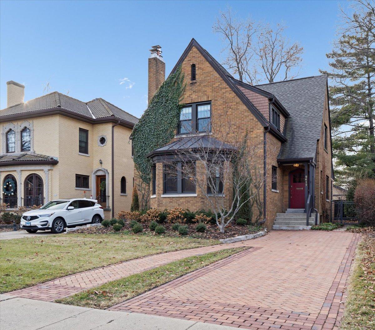 2412 Lawndale Ave., Evanston, IL 60201