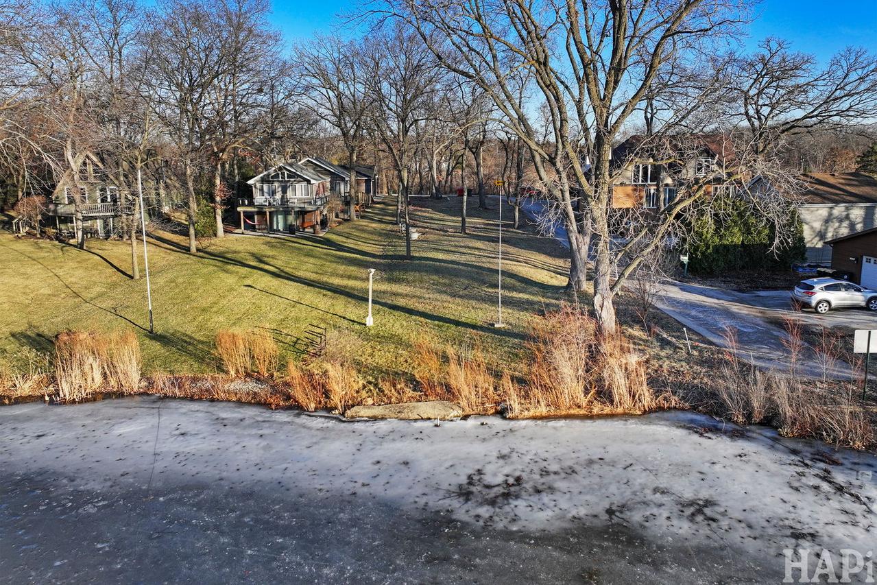 42028 N East Rd., Antioch, IL 60002