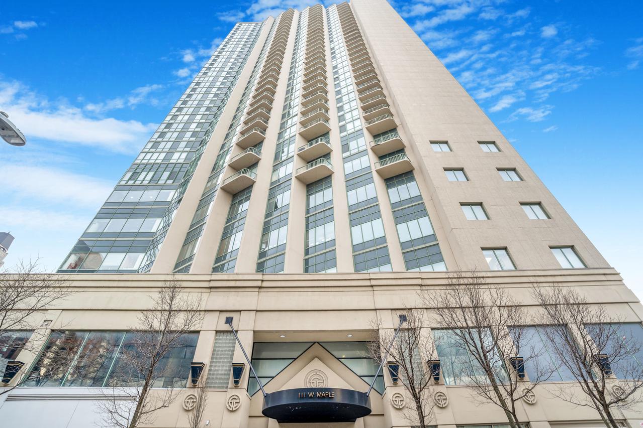 111 W Maple St. #1809, Chicago, IL 60610