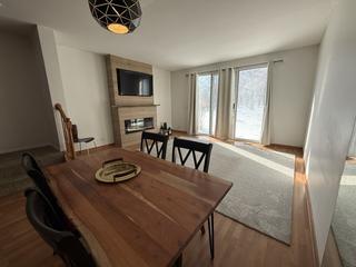 17817 W Salisbury Dr., Gurnee, IL 60031