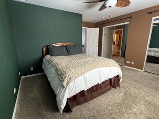 17817 W Salisbury Dr., Gurnee, IL 60031