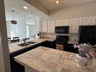 17817 W Salisbury Dr., Gurnee, IL 60031