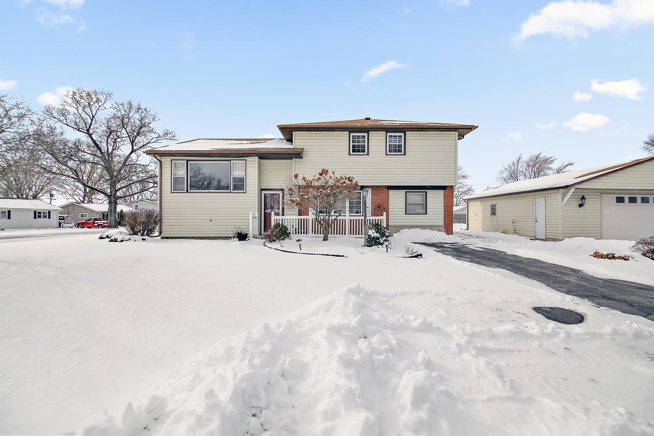 401 N Greeley, Aroma Park, IL 60910