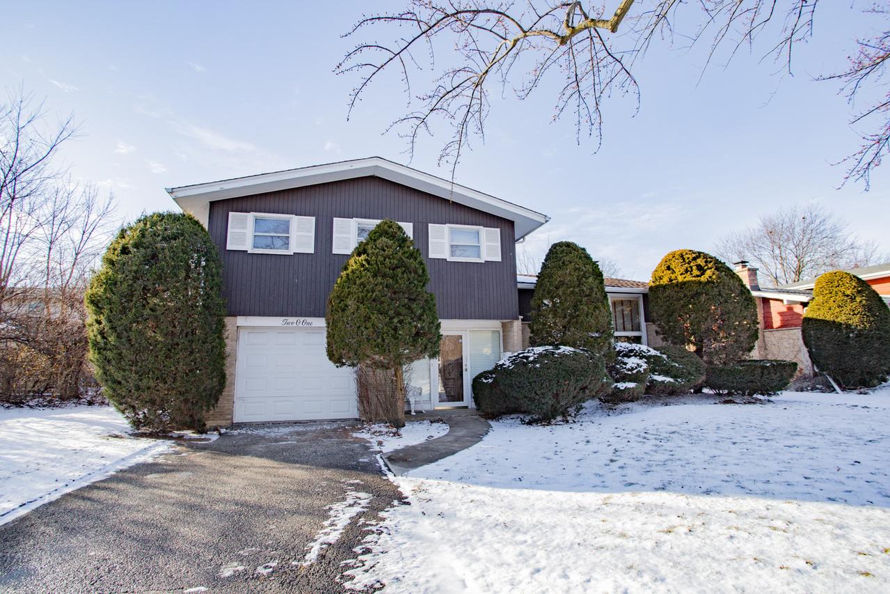 201 Valley View Dr., Wilmette, IL 60091