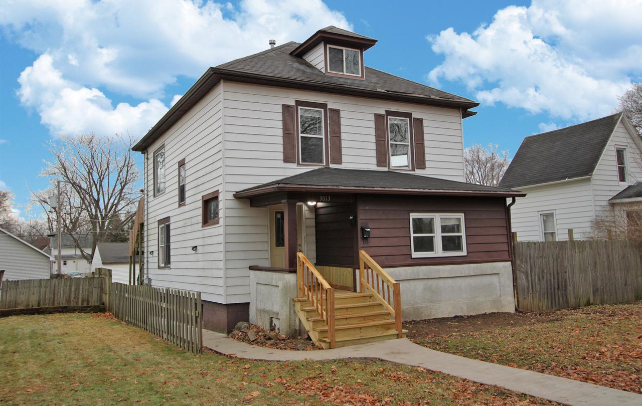 3013 Elim Ave., Zion, IL 60099