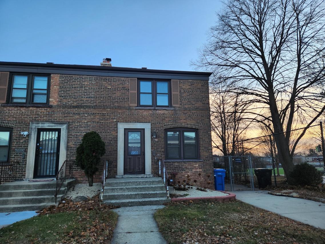 5135 W 63rd Pl., Chicago, IL 60638