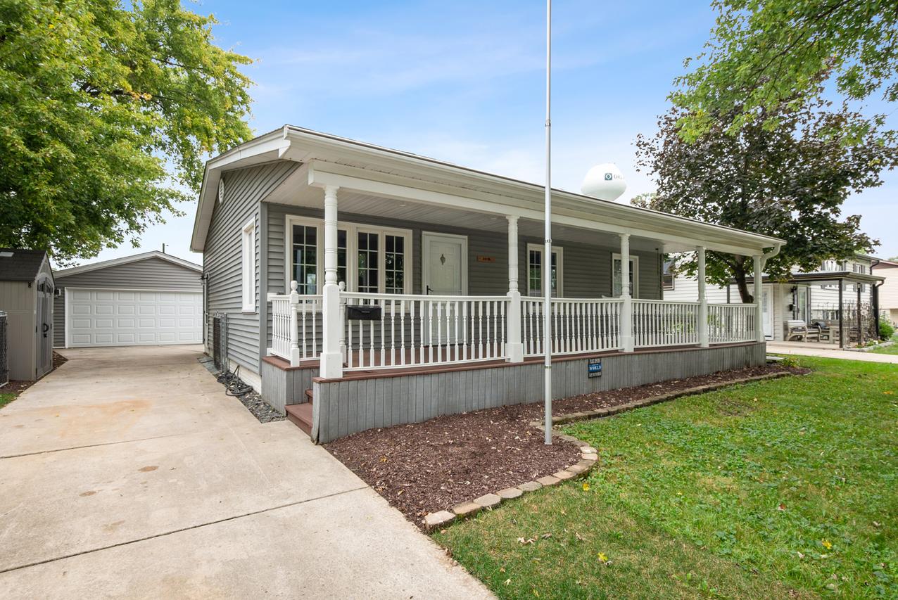 8818 Fairway Dr., Orland Park, IL 60462