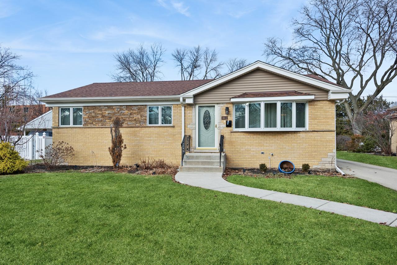 1812 Bonita Ave., Mount Prospect, IL 60056