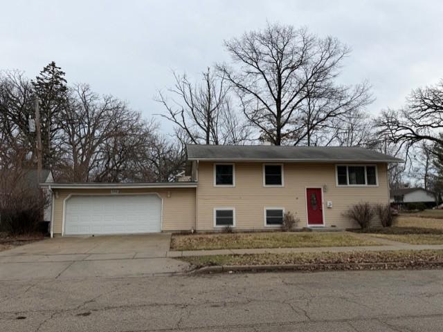 330 S Lakeshore Dr., Mundelein, IL 60060
