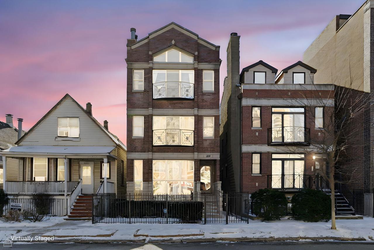 2249 W Foster Ave. #3, Chicago, IL 60625